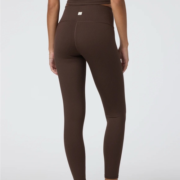 VUORI Inversion Rib Legging - Picture 3 of 6